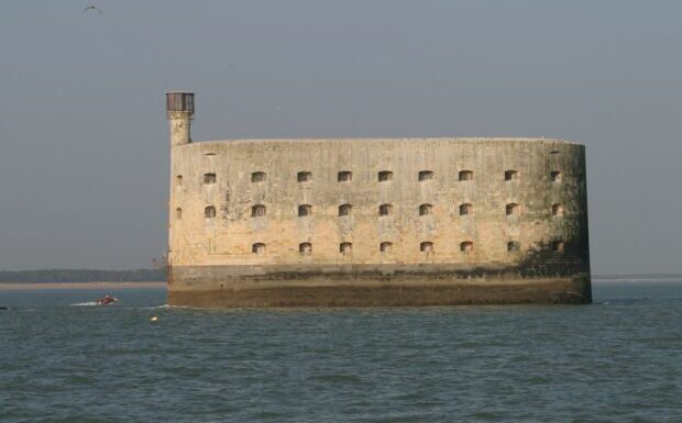 Yves Marchesseau : de quoi est mort brutalement « La Boule », personnage clef de Fort Boyard ?